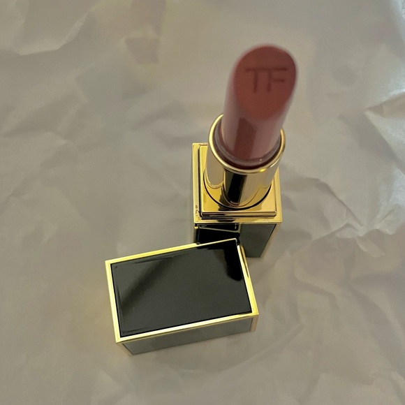 NIB TOM FORD Indian Rose #04 Lipstick (full size) lipgloss - Picture 8 of 8